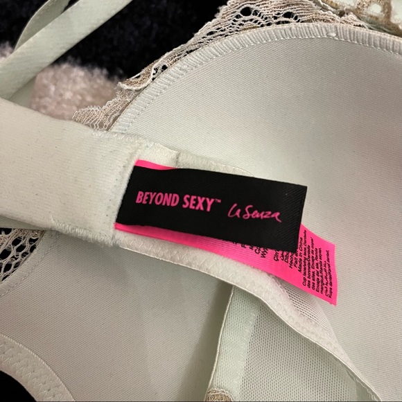 Brand New! La Senza Beyond Sexy - 32D bra with laced cup mint with gold lace - Picture 2 of 10